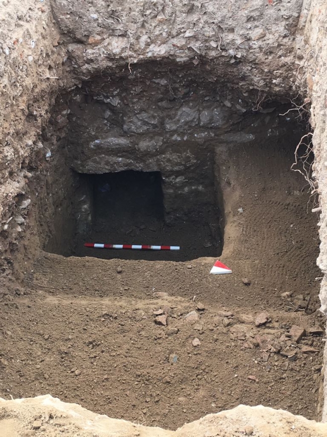 1700 yıllık lahiti satmak isterken yakalandılar